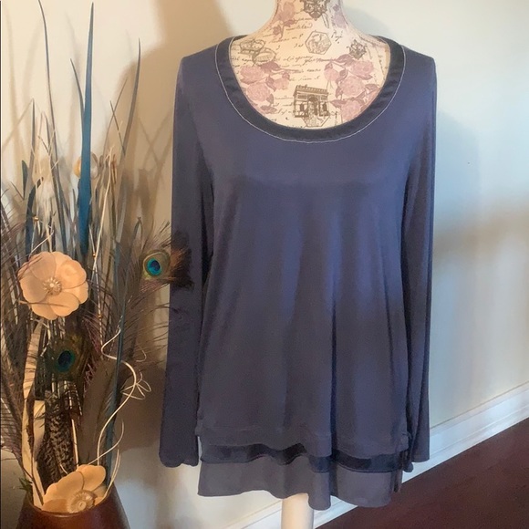 White House Black Market Tops - White House Black Market Navy Long sleeve blouse L
